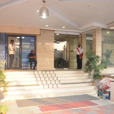 Suvarna Regency 哈桑 外观 照片