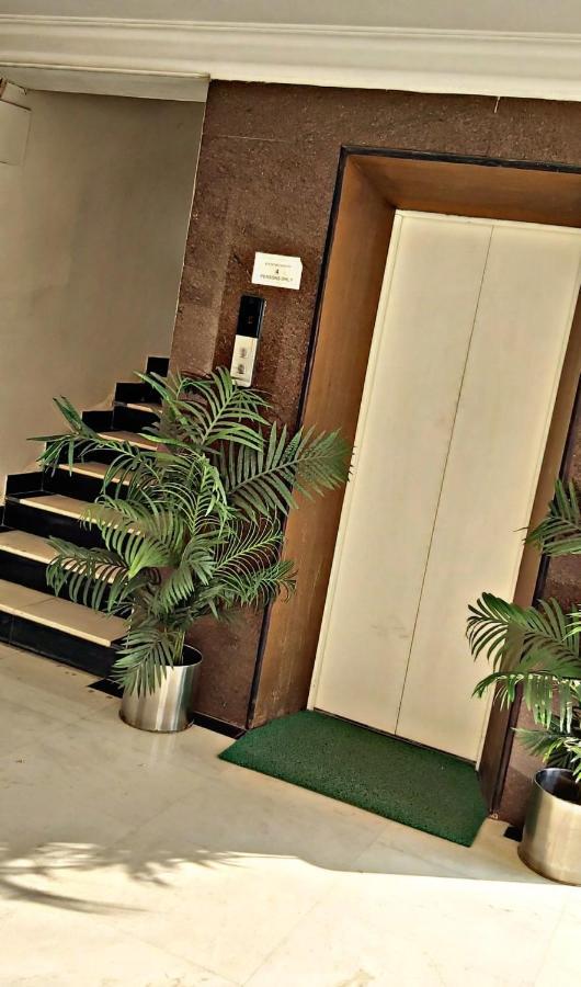 Suvarna Regency 哈桑 外观 照片